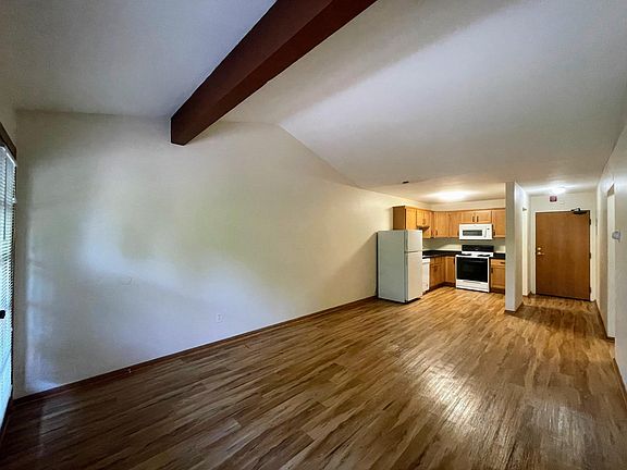 4th image of 525 University Ave SE APT 204