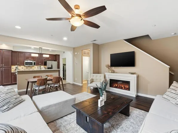 60 Via Sovana, Santee, CA 92071