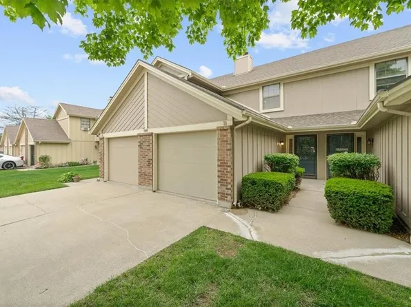 509 NE Knox St APT B, Blue Springs, MO 64014