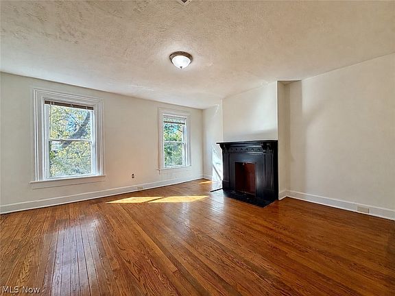 3rd image of 2701 W 14th St