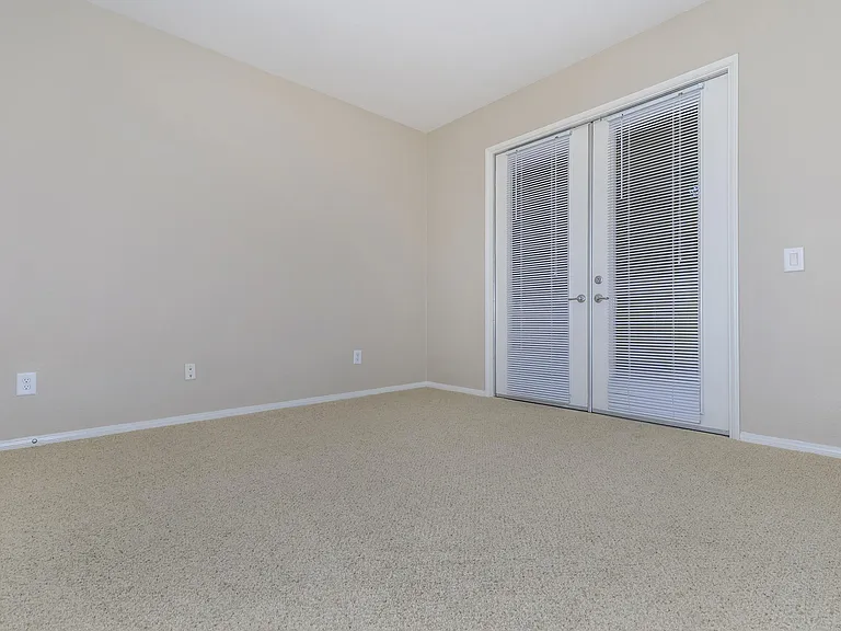 Laurel Glen Apartment Homes — Photo 48
