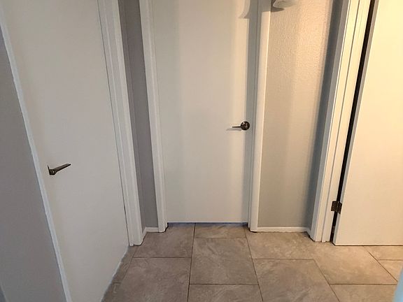 4th image of 1004 E Commonwealth Pl APT 4
