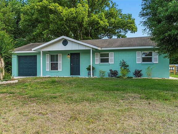 2nd image of 6600 NW 62nd Pl