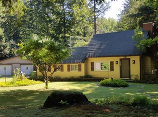 480 Dorothy Ave, Fairview, PA 16415