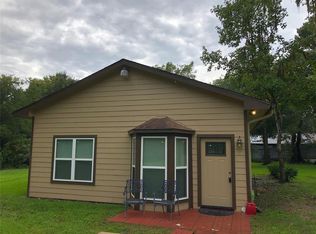 605 Leisure Ln, Friendswood, TX 77546