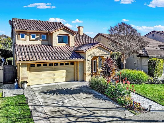 2nd image of 22 Sea Breeze Court
