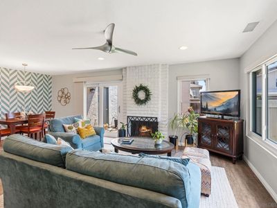 7747 Camino Noguera, San Diego, CA, 92122