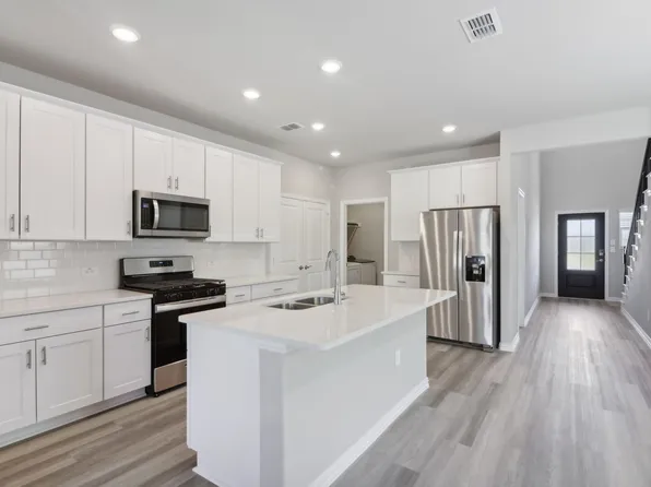 964 Tulip Trl, Lavon, TX 75166