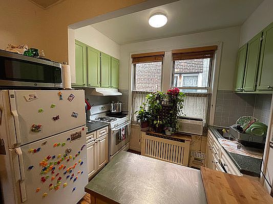 5th image of 25-42 Steinway St #3R
