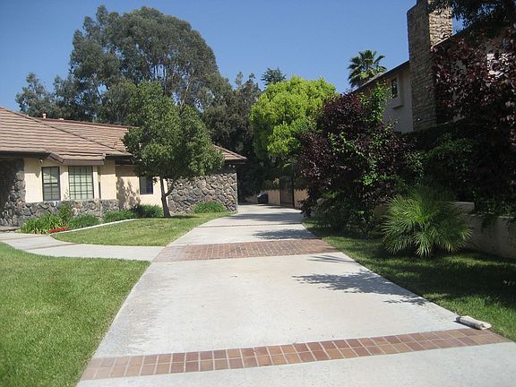3rd image of 600 Wrede Way