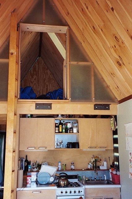 loft bedroom (accessible by ladder)