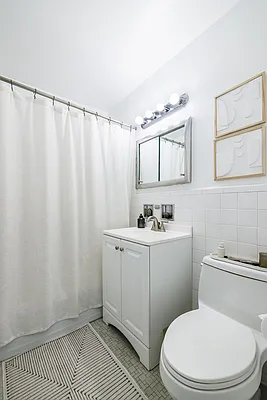 Rented by Bank Neary | media 5