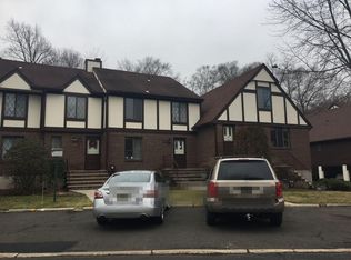 104 Holiday Ln, Rivervale, NJ 07675