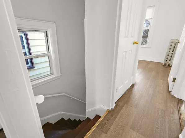 7-06 College Point Boulevard image 32 of 44