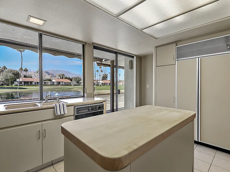11 Ronda Dr — Photo 22