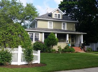 43 Richmond Ave, Amityville, NY 11701