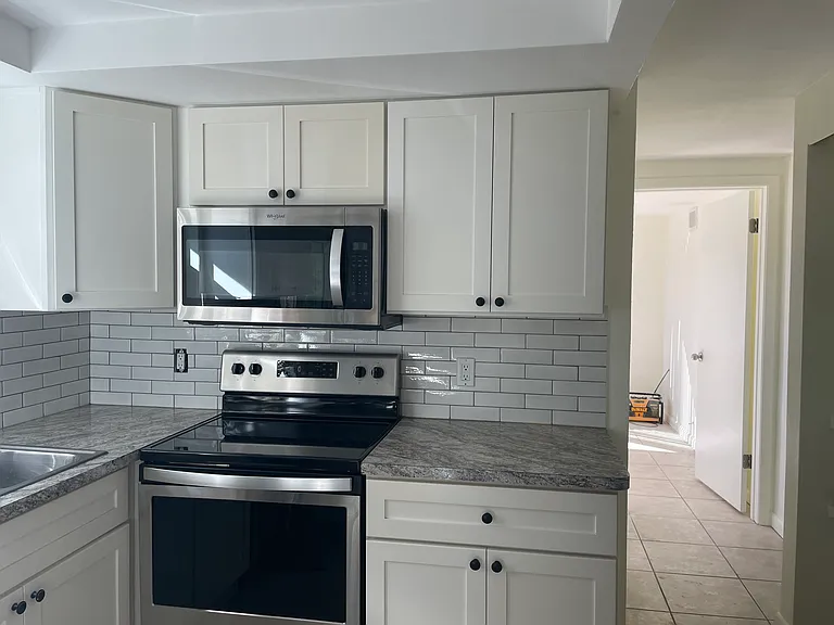 13636 Veronica Dr — Photo 8