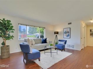 16858R 122nd Ave SE, Renton, WA 98058