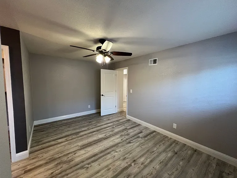 5753 Mohican Dr — Photo 28