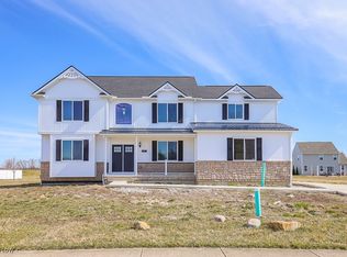 548 William St, Lagrange, OH 44050