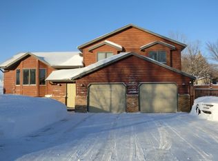 2000 N 23rd St, Bismarck, ND 58501