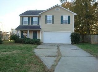 546 Danfield Dr, Lake Wylie, SC 29710