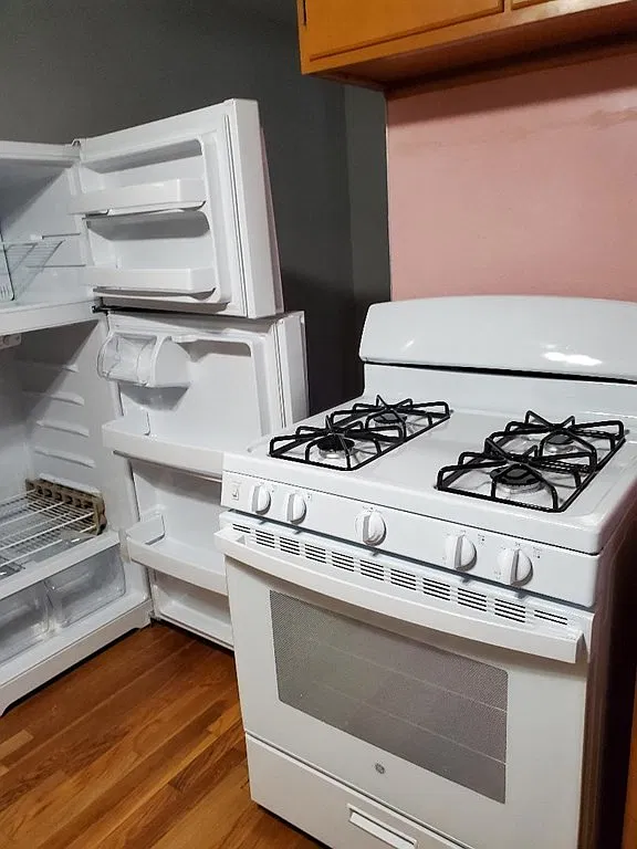 2 bed, 1100 sqft, $1,695 — Photo 3