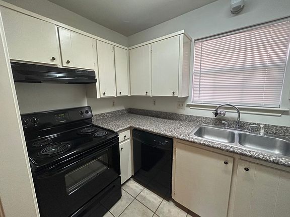 4th image of 117 Juliette Pl #2
