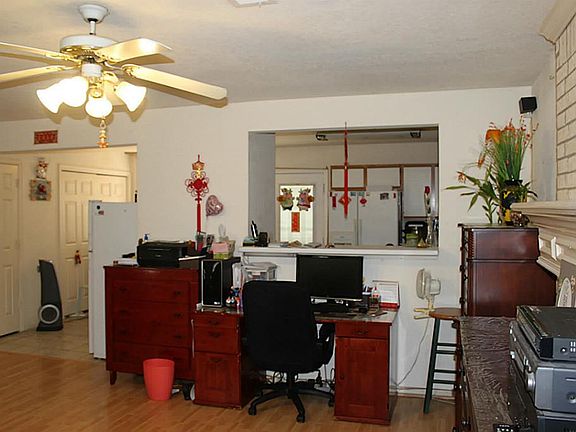 2nd image of 8617 Mapletwist St