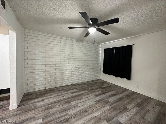 5th image of 4309 Moonlight Dr
