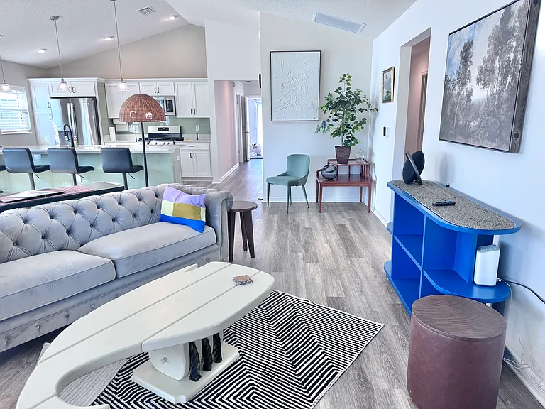 1203 Cadiz Ter — Photo 4