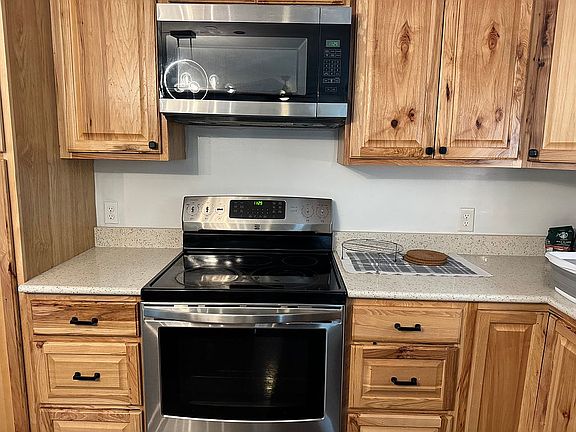 4th image of 21356 Hubbard Cutoff Rd NE Unit 45