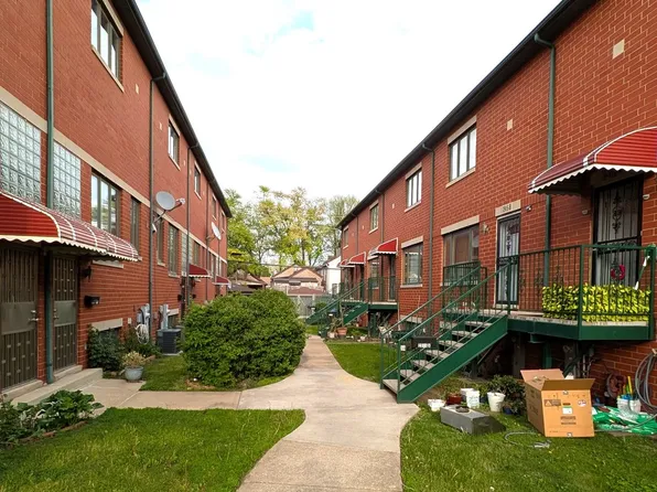 2915 S Halsted St APT D, Chicago, IL 60608