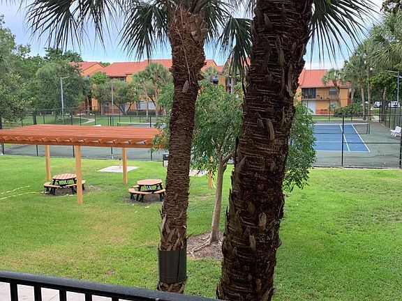 5th image of 10741 Cleary Blvd #3309