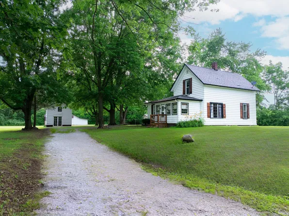 12632 N 325 E, North Manchester, IN 46962