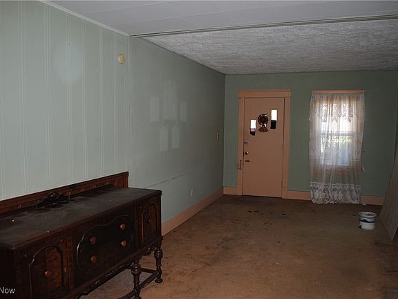4th image of 3450 Dayton Ave