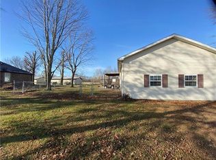 1010 N Edith Ave, Adrian, MO 64720