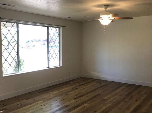 3028 Canyon View Dr