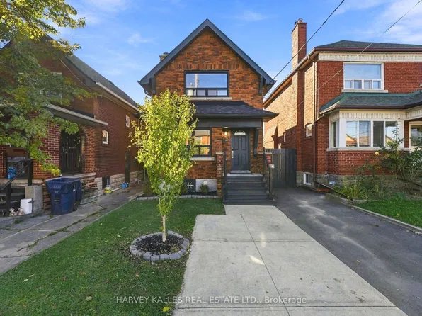 26 Miranda Ave, Toronto, ON M6E 4G2