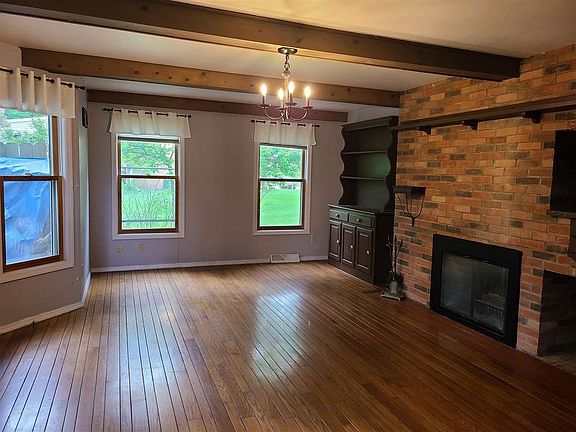 4th image of 1040 Saint Lawrence Dr