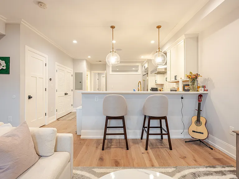 1320 Belmont St NW #1 — Photo 17