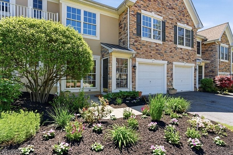 1st image of 69 Magnolia Way
