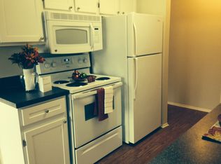 25870 Village Green Blvd APT 303, Harrison Township, MI 48045