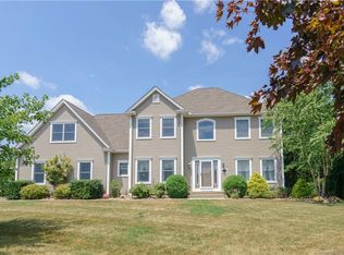 10 Lafountain Rd, Suffield, CT 06078