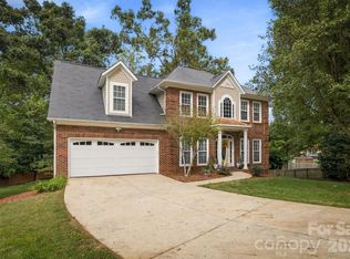 2183 13th Street Ct NE, Hickory, NC 28601