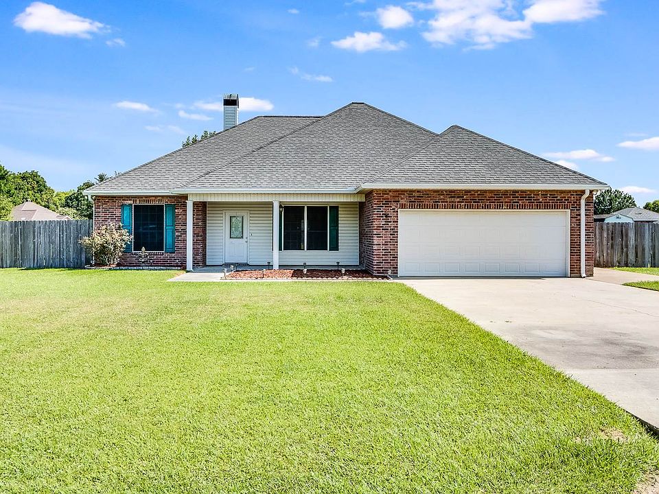 1st image of 130 Dakotah Ln