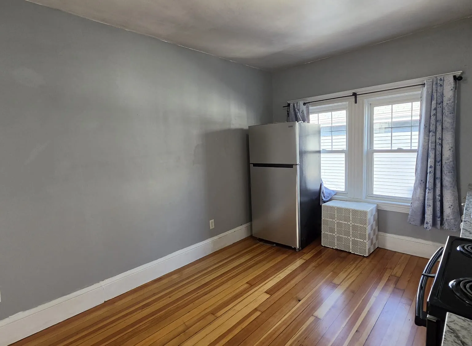 1028 N Shore Rd — Photo 3