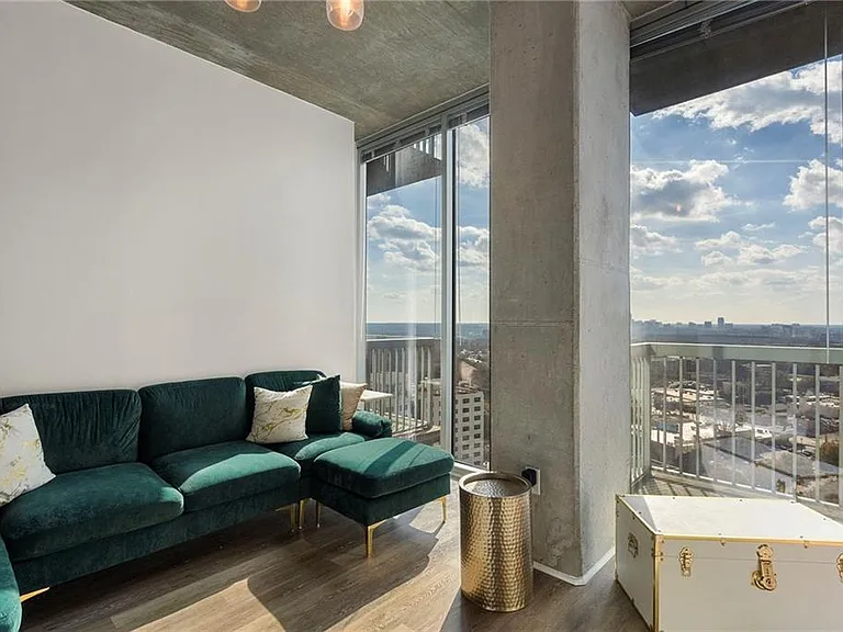 3324 Peachtree Rd NE #2208 — Photo 9