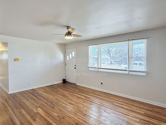 3rd image of 2605 Lark Dr