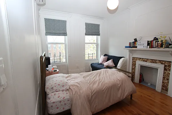 Rented by H.P. Greenfield Real Estate | media 13